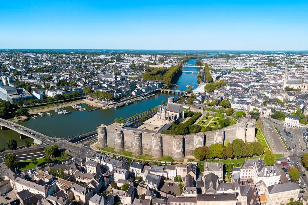 ville d'angers vue d'en haut